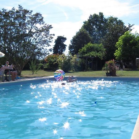 The Retreat @ Le Grand Bois Bed & Breakfast Miramont-de-Guyenne Exterior foto