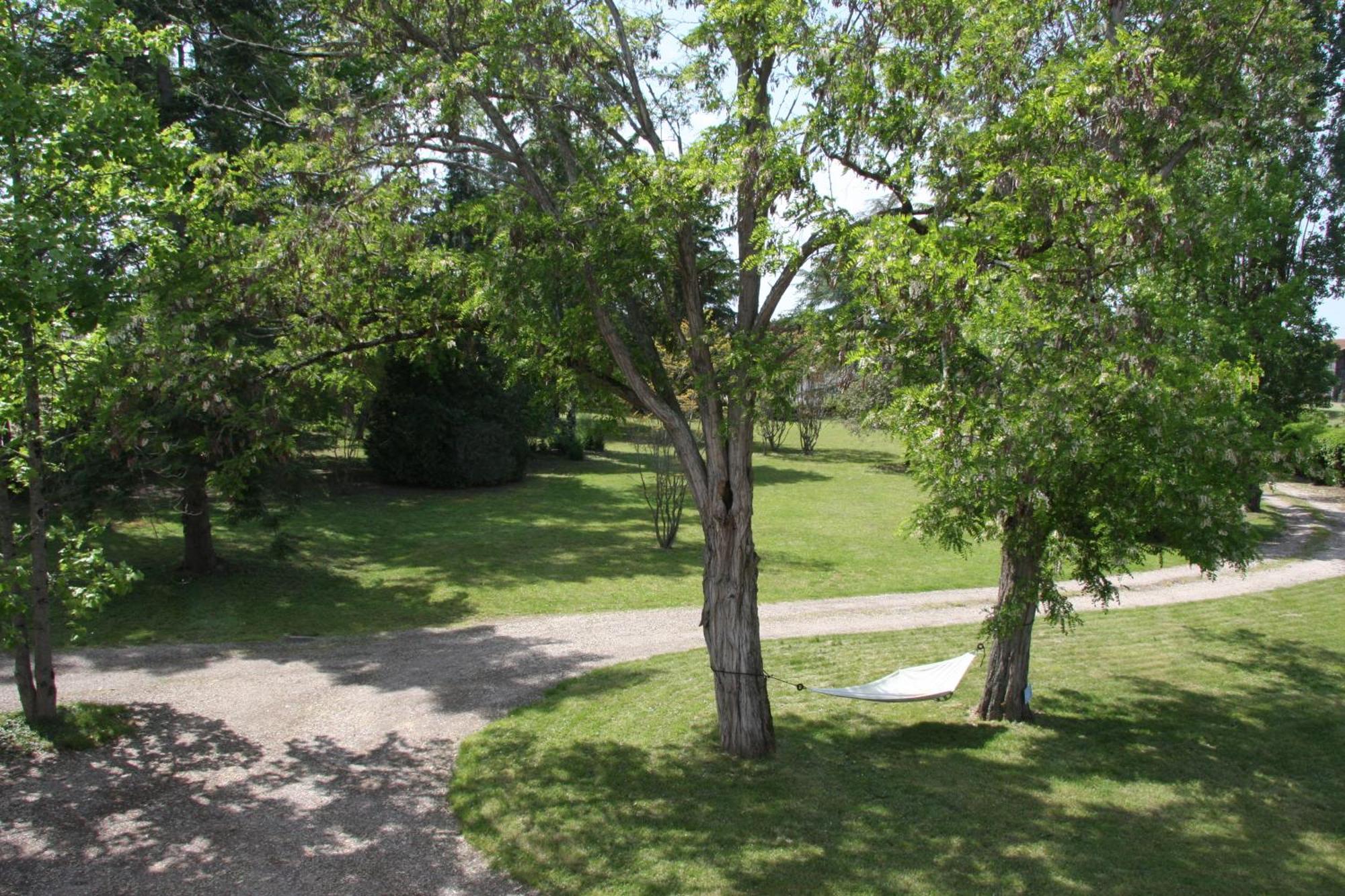 The Retreat @ Le Grand Bois Bed & Breakfast Miramont-de-Guyenne Exterior foto