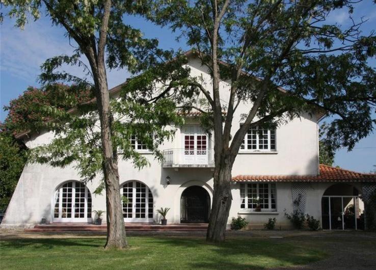 The Retreat @ Le Grand Bois Bed & Breakfast Miramont-de-Guyenne Exterior foto